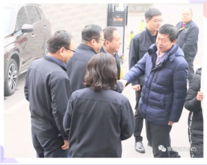 市政協(xié)副主席、住建局黨組書記、局長(zhǎng)侯津琪到益和熱力公司走訪慰問一線職工